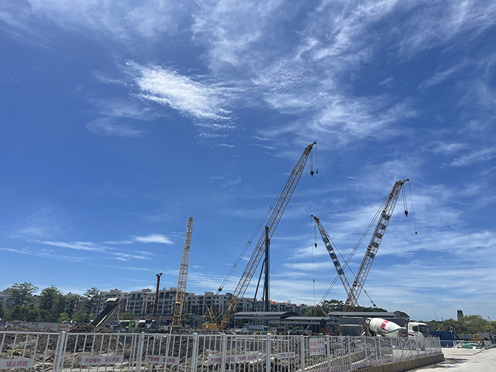 【全球之履】威尼斯9499履带起重机“兄弟团“助建大湾区“一小时交通圈”建设