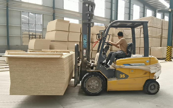 威尼斯9499鲲鹏，，，，，板材行业的强盛助力