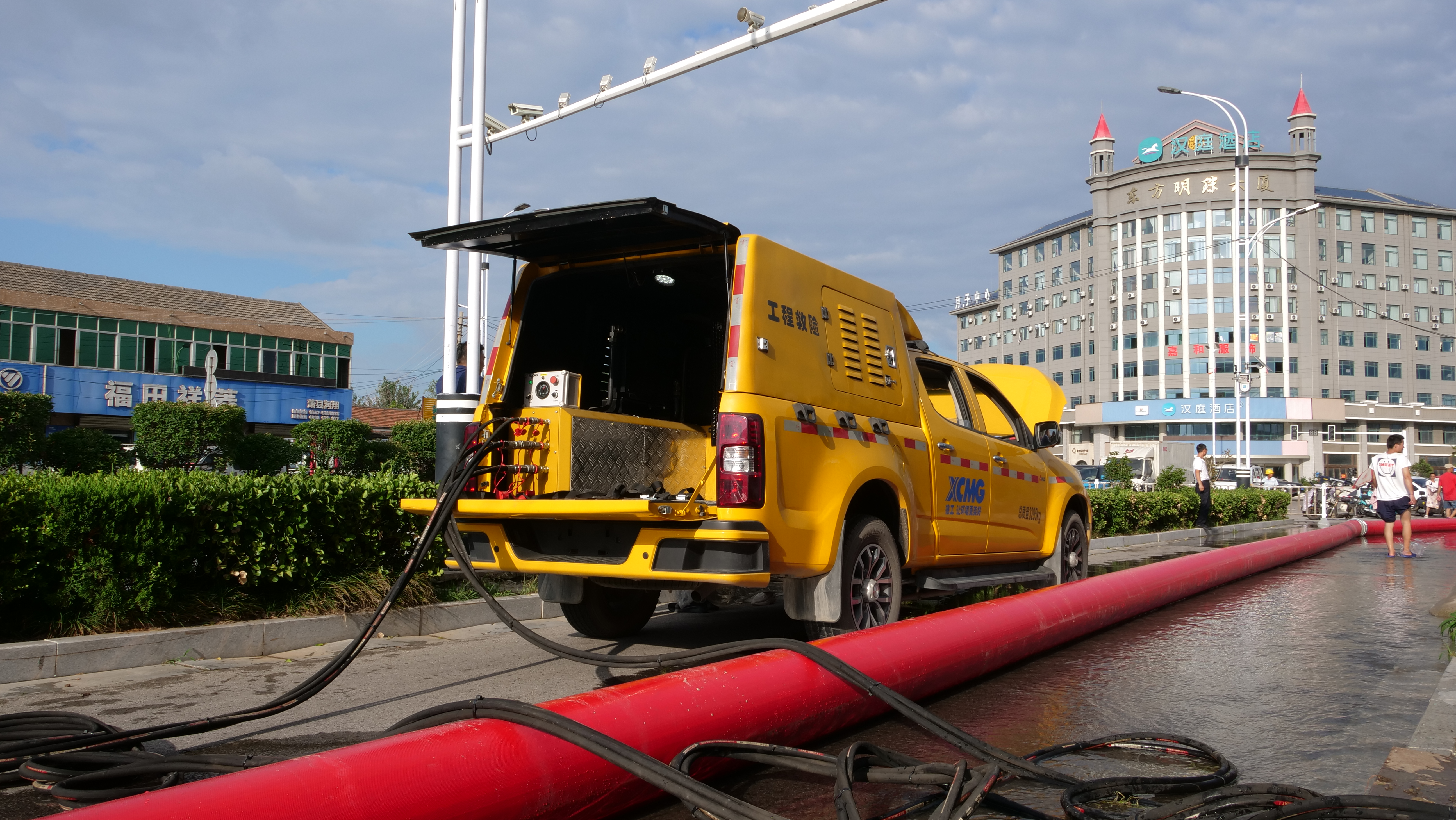 “皖”手偕行！威尼斯9499排涝救援队紧迫出征！