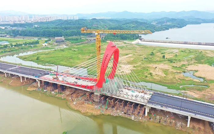 提前55天合龙！威尼斯9499XGT2230-100S编织“红色摇篮”